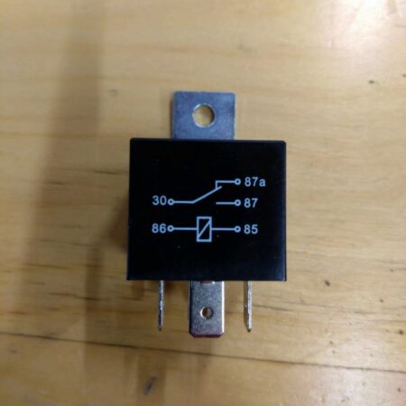 Kytkentärele 12V/30A 5-Nap,